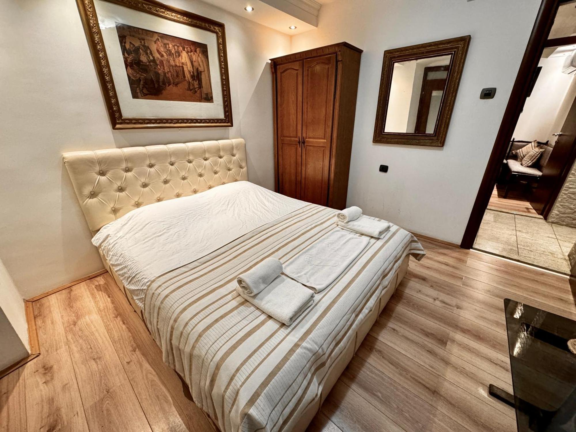 Novi Svet Apartment Kotor Luaran gambar