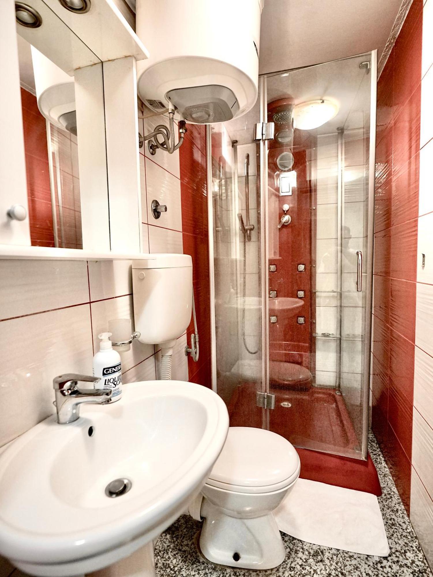 Novi Svet Apartment Kotor Luaran gambar