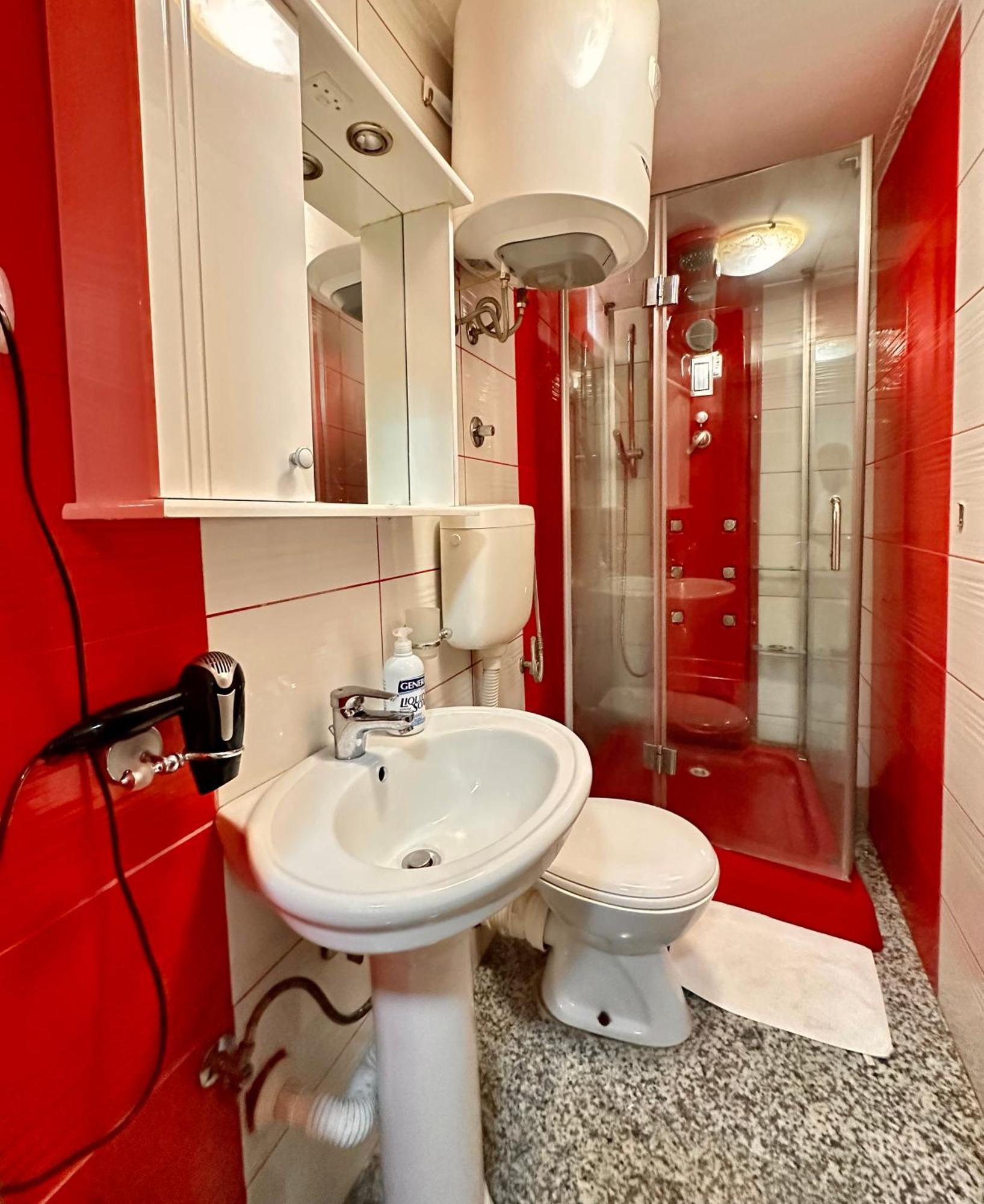 Novi Svet Apartment Kotor Luaran gambar