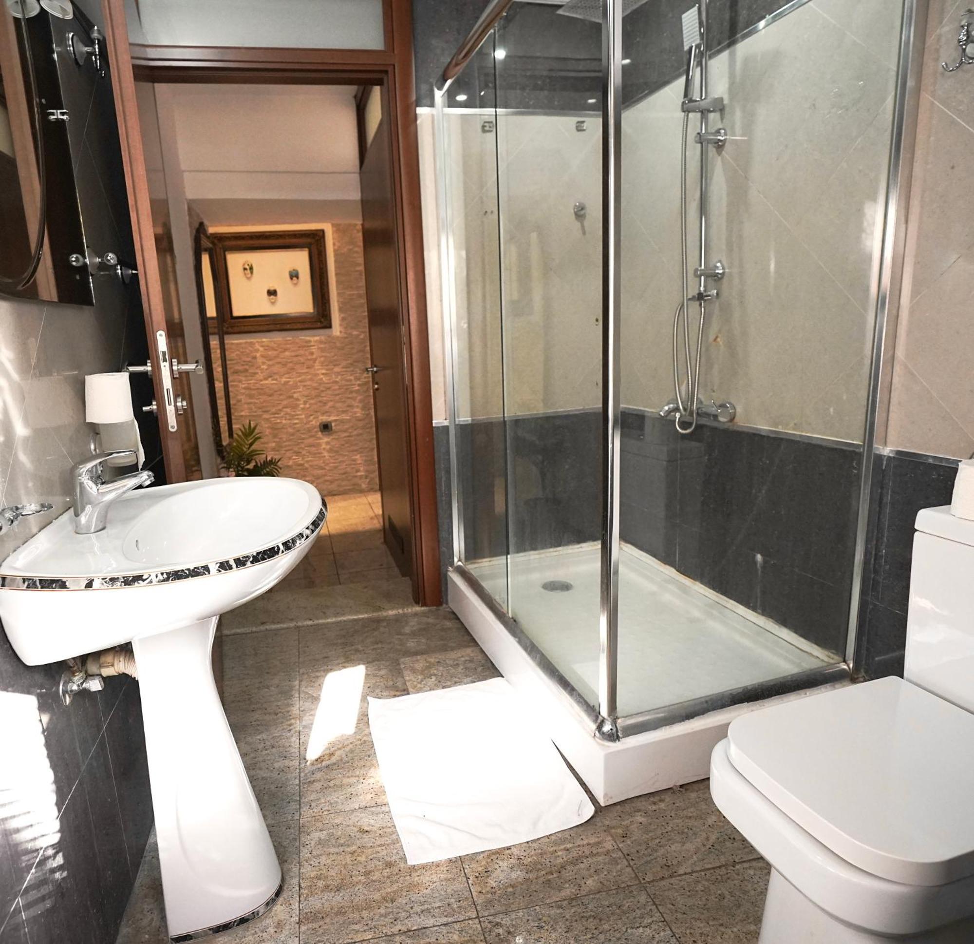 Novi Svet Apartment Kotor Luaran gambar
