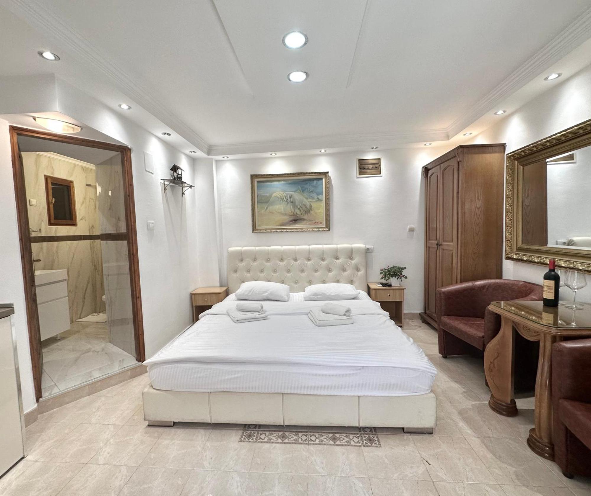 Novi Svet Apartment Kotor Luaran gambar